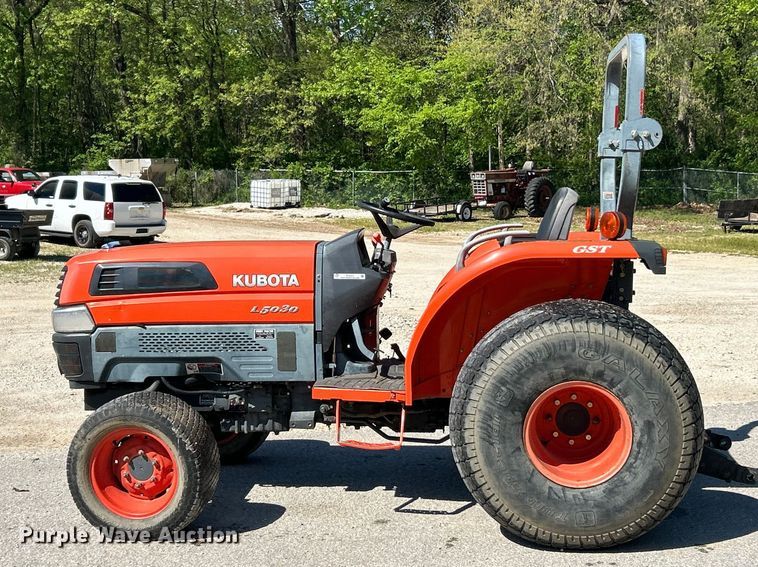 image for item FC5452 Kubota L5030 GST MFWD tractor