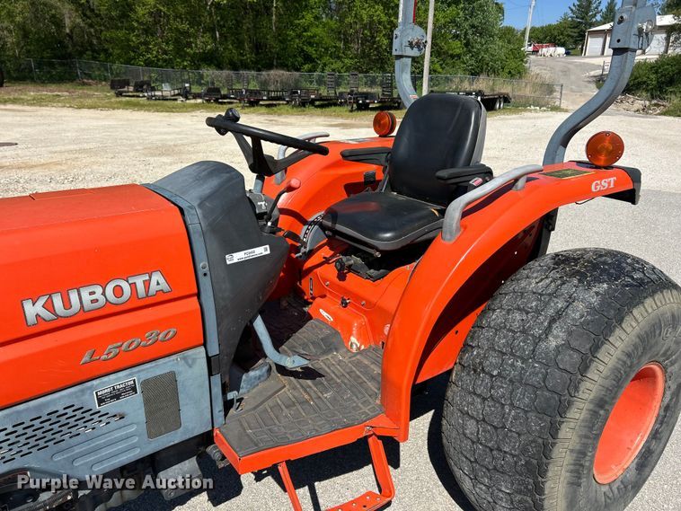 image for item FC5452 Kubota L5030 GST MFWD tractor