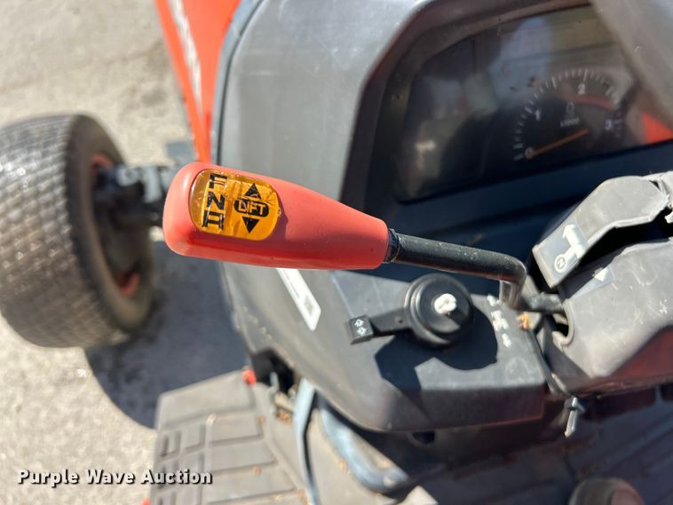 image for item FC5452 Kubota L5030 GST MFWD tractor