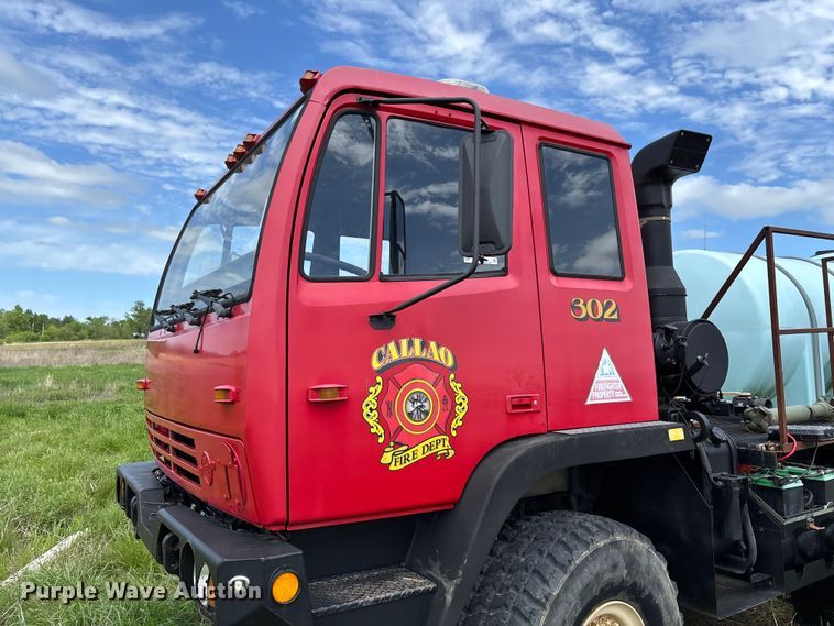 image for item FC5627 1998 Stewart & Stevenson M-1090 brush fire truck
