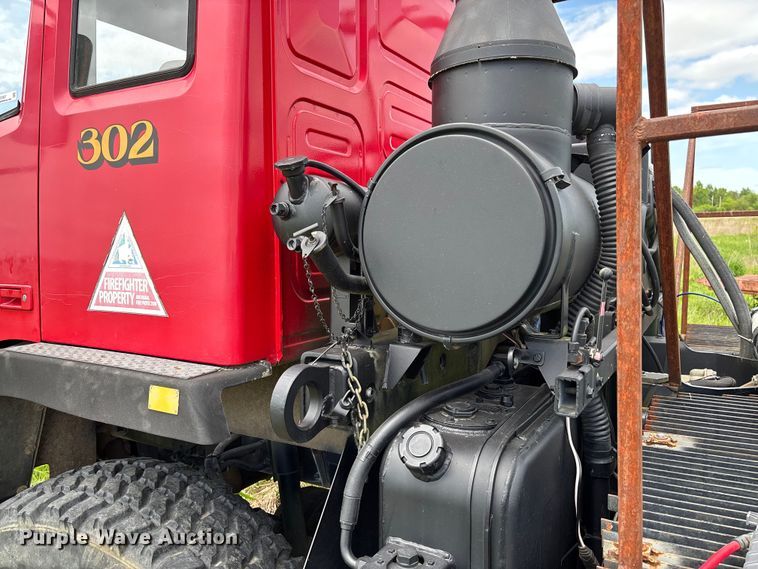 image for item FC5627 1998 Stewart & Stevenson M-1090 brush fire truck