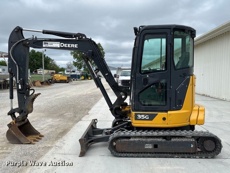 image for item FC5629 2021 John Deere 35G mini excavator