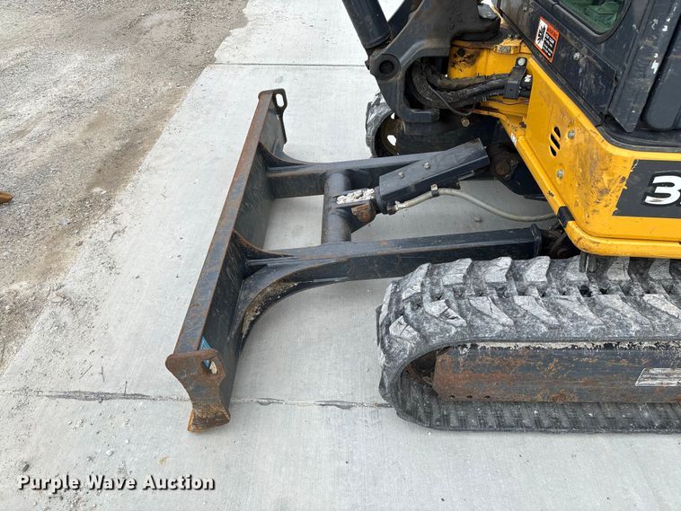 image for item FC5629 2021 John Deere 35G mini excavator