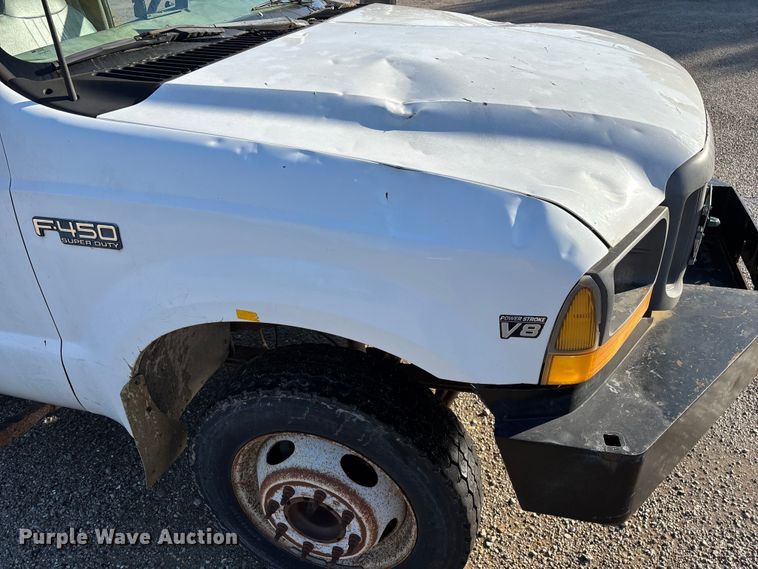 image for item FG0257 1999 Ford F450 Super Duty bucket truck