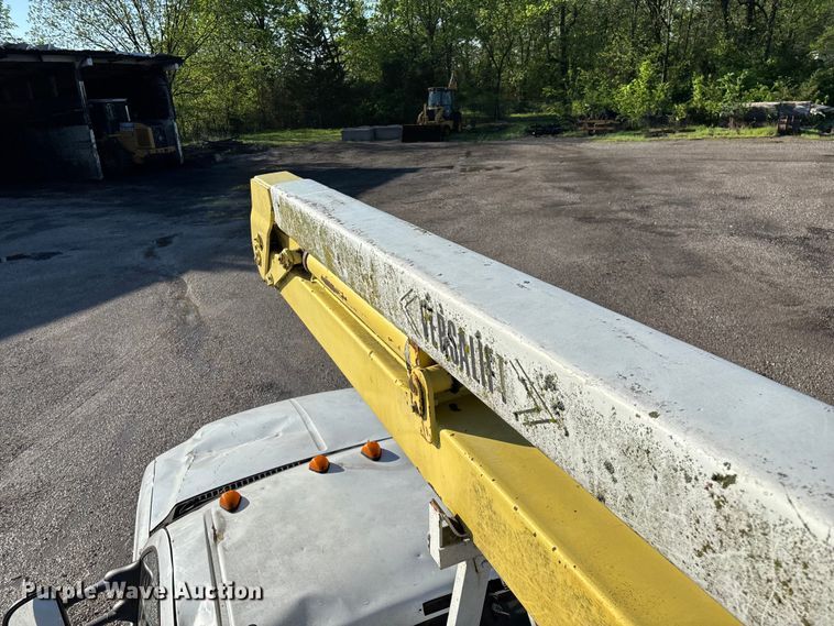 image for item FG0257 1999 Ford F450 Super Duty bucket truck