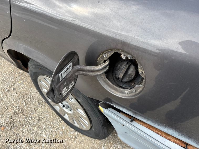 image for item FG0261 2005 Ford Crown Victoria Police Interceptor 