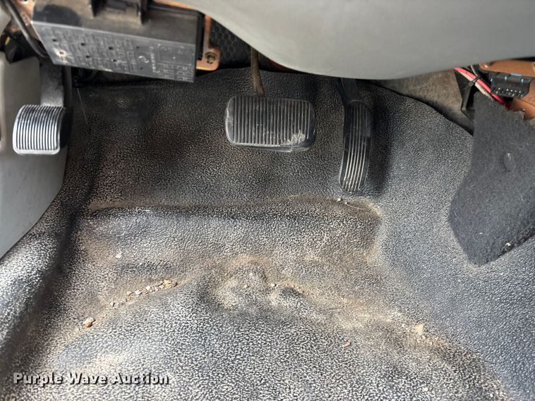 image for item FG0261 2005 Ford Crown Victoria Police Interceptor 