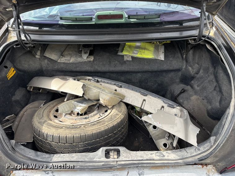 image for item FG0261 2005 Ford Crown Victoria Police Interceptor 