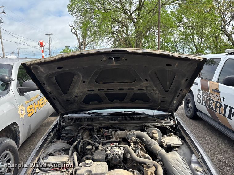 image for item FG0261 2005 Ford Crown Victoria Police Interceptor 