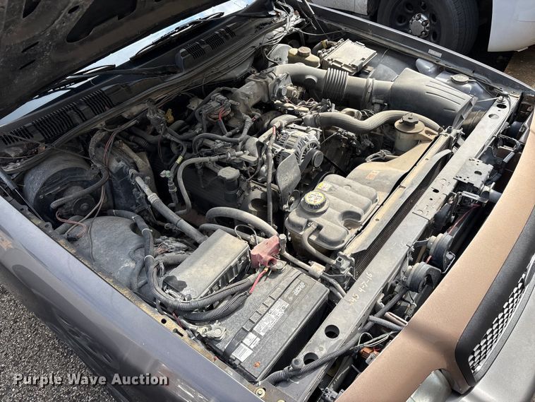 image for item FG0261 2005 Ford Crown Victoria Police Interceptor 