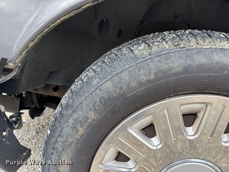 image for item FG0261 2005 Ford Crown Victoria Police Interceptor 