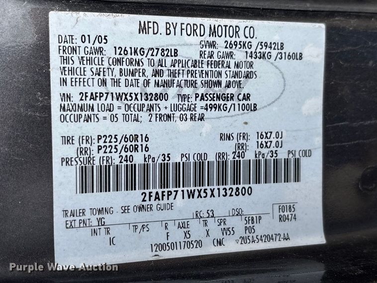 image for item FG0261 2005 Ford Crown Victoria Police Interceptor 