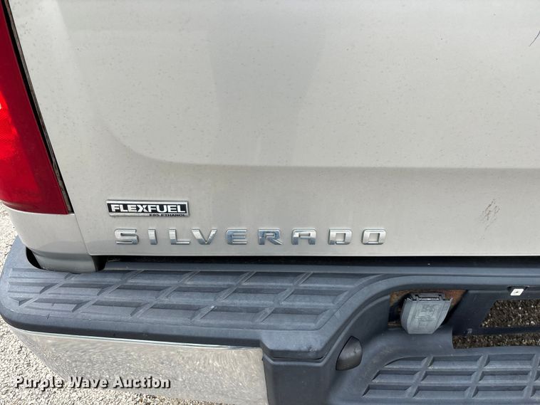 image for item FG0262 2009 Chevrolet Silverado 1500 Crew Cab pickup truck