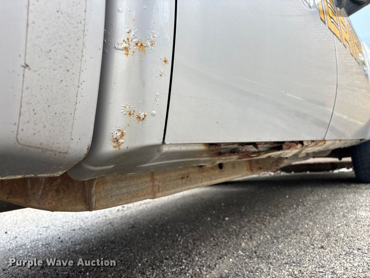 image for item FG0262 2009 Chevrolet Silverado 1500 Crew Cab pickup truck