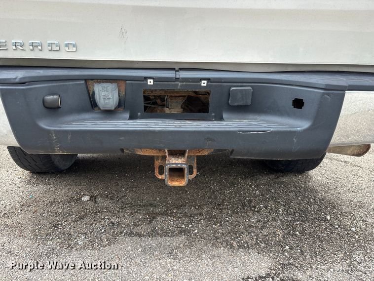 image for item FG0262 2009 Chevrolet Silverado 1500 Crew Cab pickup truck