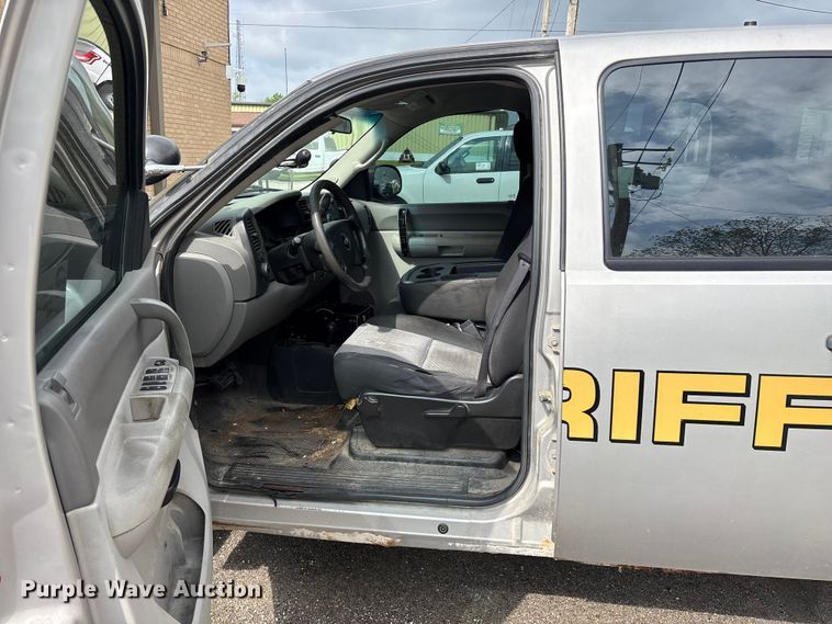 image for item FG0262 2009 Chevrolet Silverado 1500 Crew Cab pickup truck