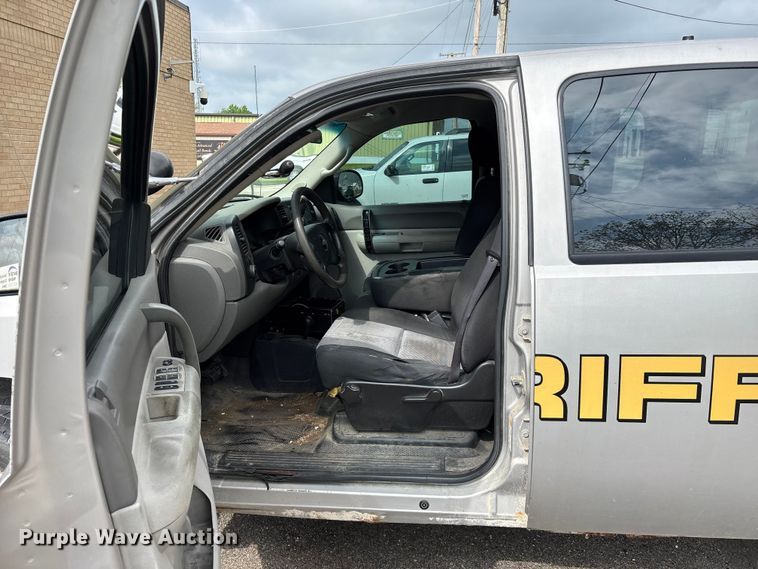 image for item FG0262 2009 Chevrolet Silverado 1500 Crew Cab pickup truck