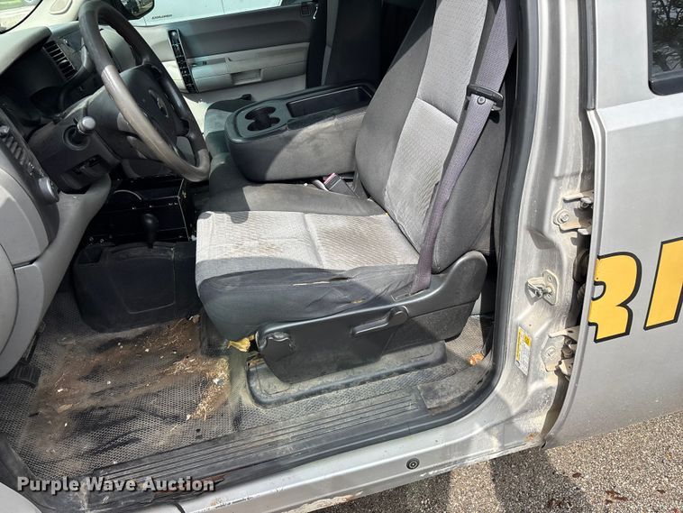 image for item FG0262 2009 Chevrolet Silverado 1500 Crew Cab pickup truck