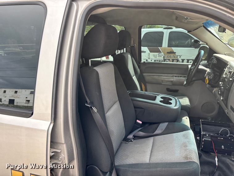 image for item FG0262 2009 Chevrolet Silverado 1500 Crew Cab pickup truck