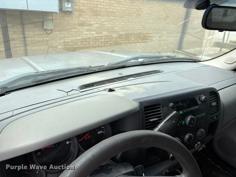 image for item FG0262 2009 Chevrolet Silverado 1500 Crew Cab pickup truck