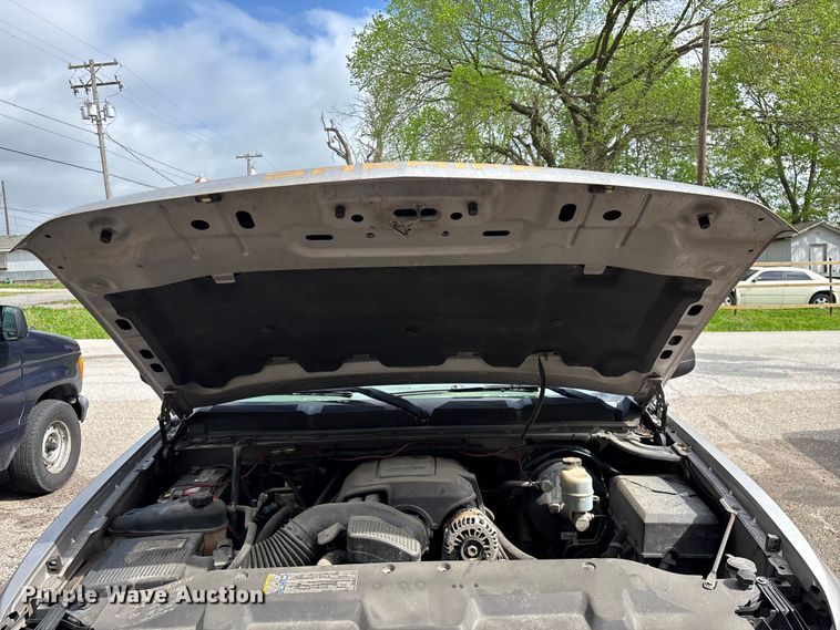 image for item FG0262 2009 Chevrolet Silverado 1500 Crew Cab pickup truck