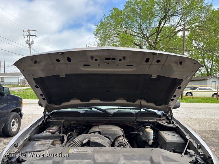 image for item FG0262 2009 Chevrolet Silverado 1500 Crew Cab pickup truck