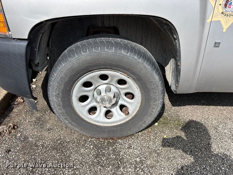 image for item FG0262 2009 Chevrolet Silverado 1500 Crew Cab pickup truck