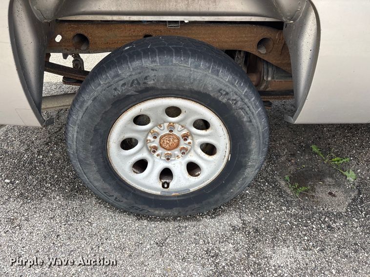 image for item FG0262 2009 Chevrolet Silverado 1500 Crew Cab pickup truck