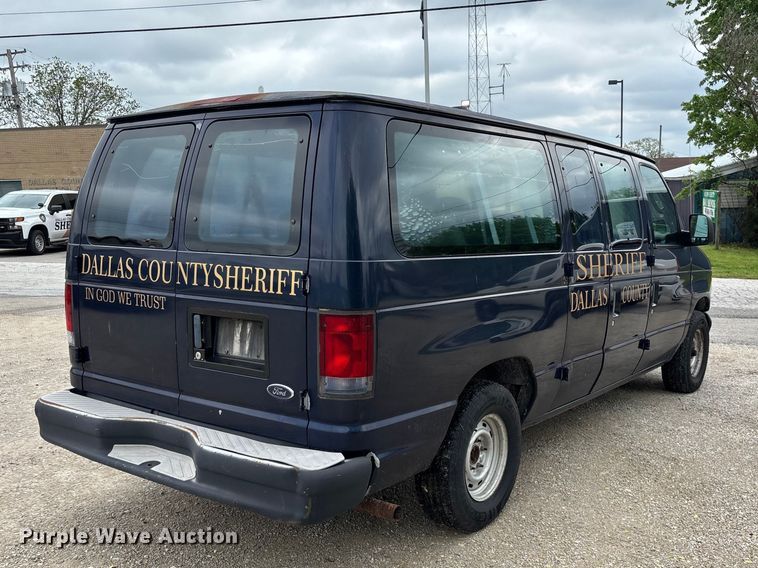 image for item FG0263 2003 Ford E150 van