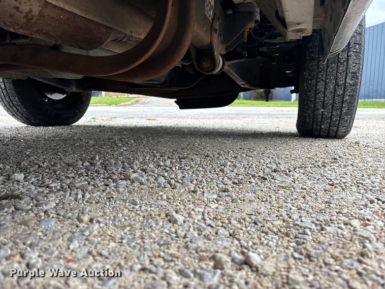 image for item FG0263 2003 Ford E150 van