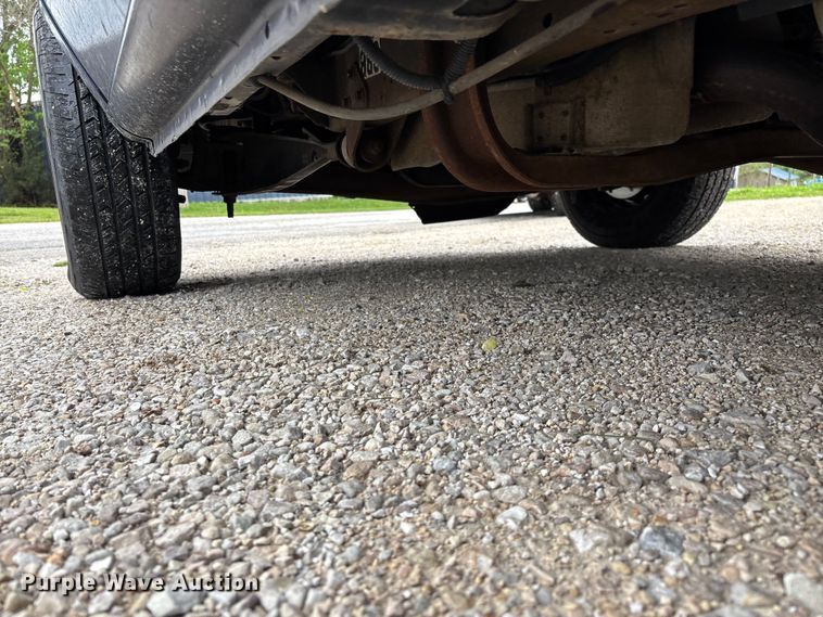 image for item FG0263 2003 Ford E150 van