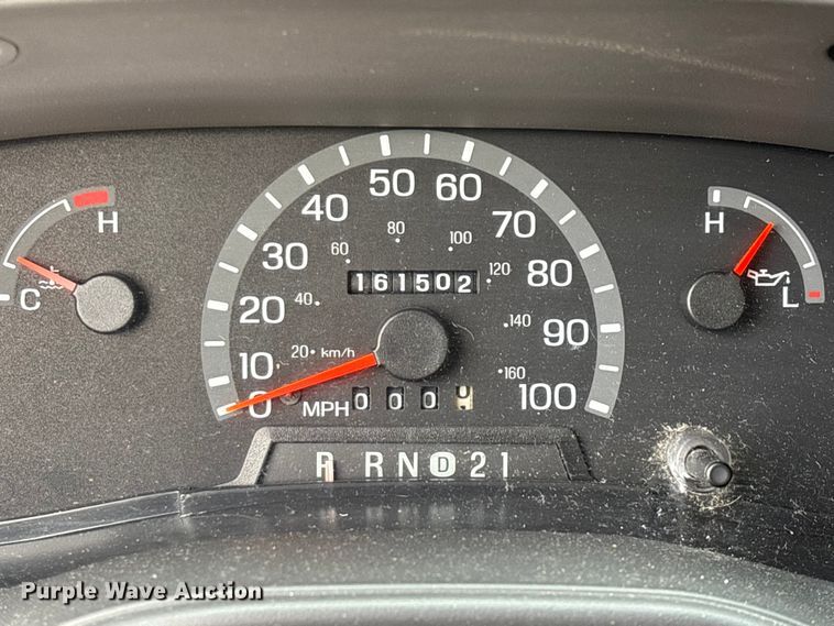 image for item FG0263 2003 Ford E150 van