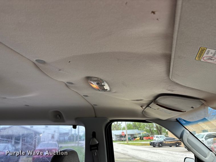 image for item FG0263 2003 Ford E150 van