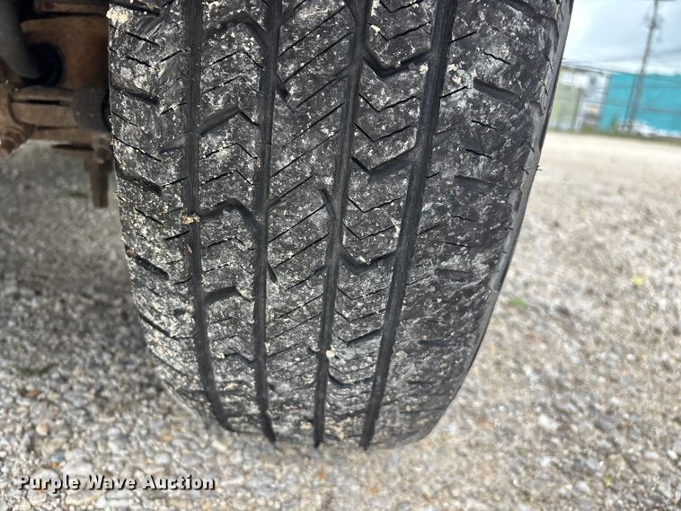 image for item FG0263 2003 Ford E150 van