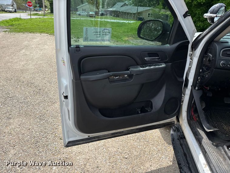 image for item FG0264 2013 Chevrolet Tahoe Police SUV