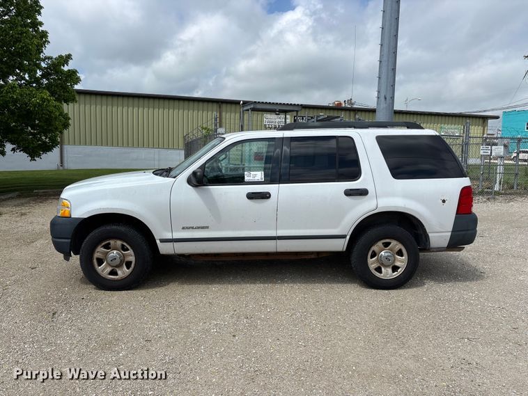 image for item FG0266 2005 Ford Explorer SUV