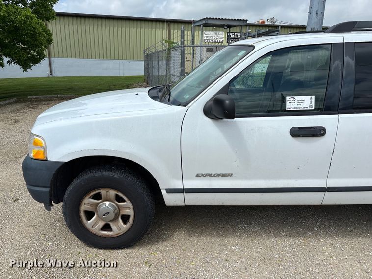 image for item FG0266 2005 Ford Explorer SUV