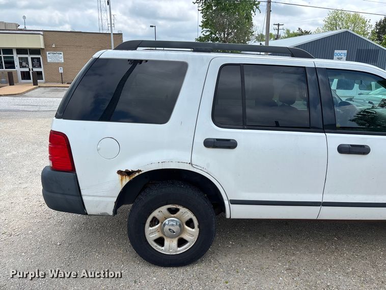 image for item FG0266 2005 Ford Explorer SUV