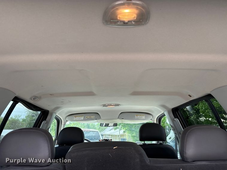 image for item FG0266 2005 Ford Explorer SUV