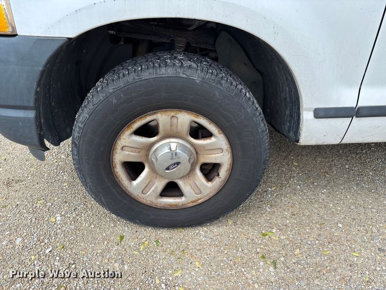 image for item FG0266 2005 Ford Explorer SUV