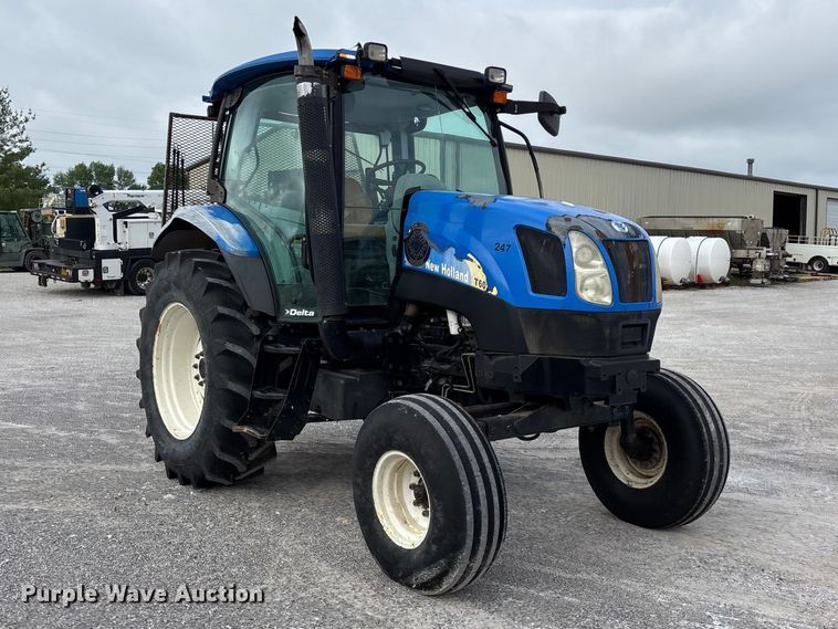 image for item FG0306 2008 New Holland T6020 tractor