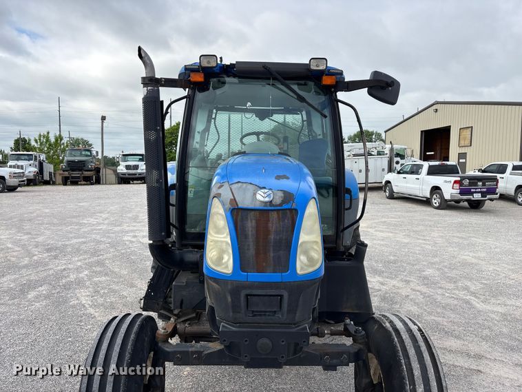 image for item FG0306 2008 New Holland T6020 tractor