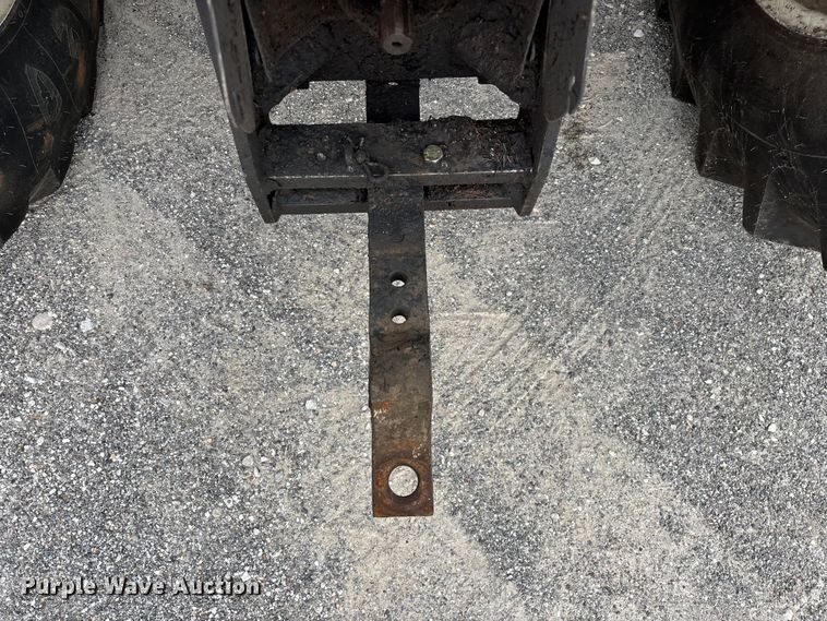 image for item FG0306 2008 New Holland T6020 tractor