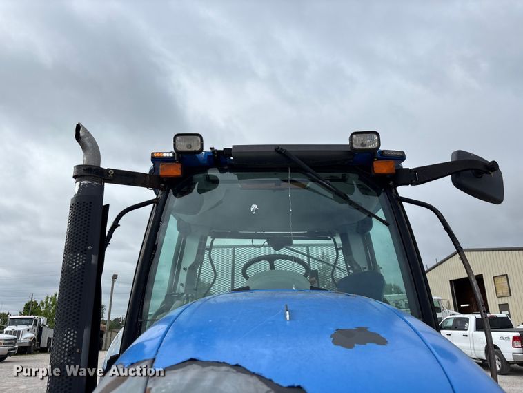 image for item FG0306 2008 New Holland T6020 tractor