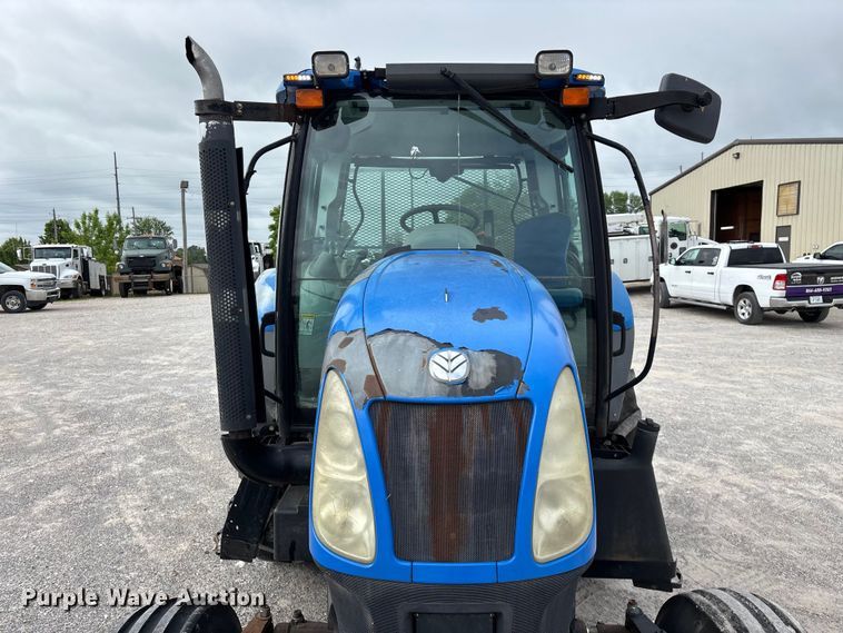 image for item FG0306 2008 New Holland T6020 tractor
