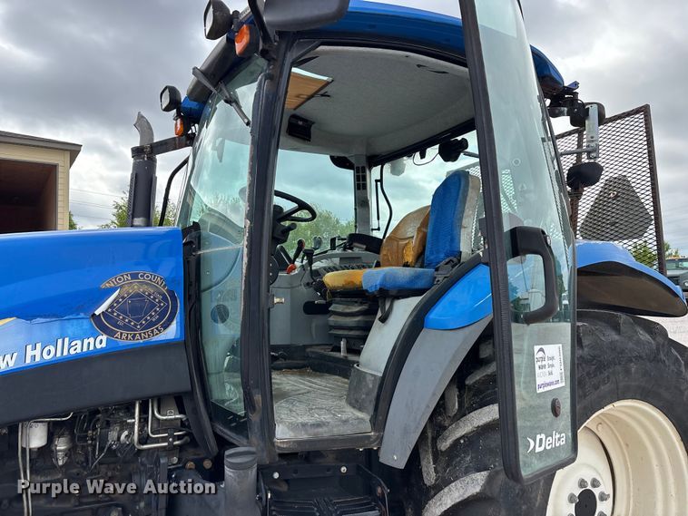 image for item FG0306 2008 New Holland T6020 tractor