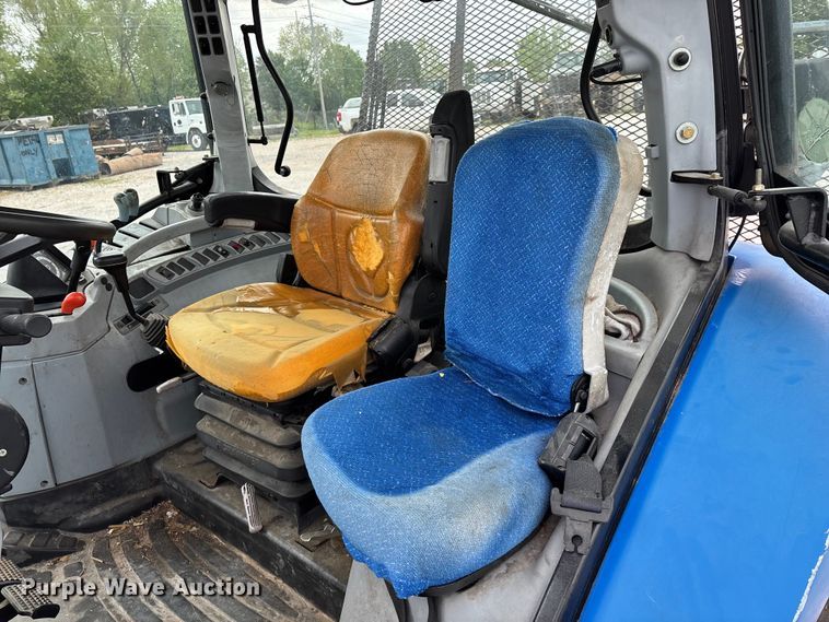 image for item FG0306 2008 New Holland T6020 tractor