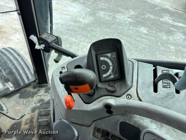 image for item FG0306 2008 New Holland T6020 tractor