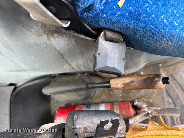 image for item FG0306 2008 New Holland T6020 tractor