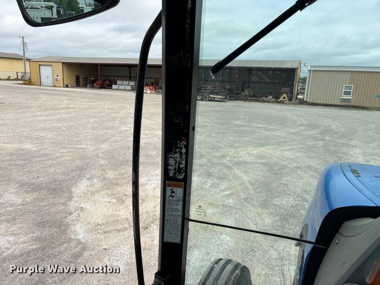 image for item FG0306 2008 New Holland T6020 tractor